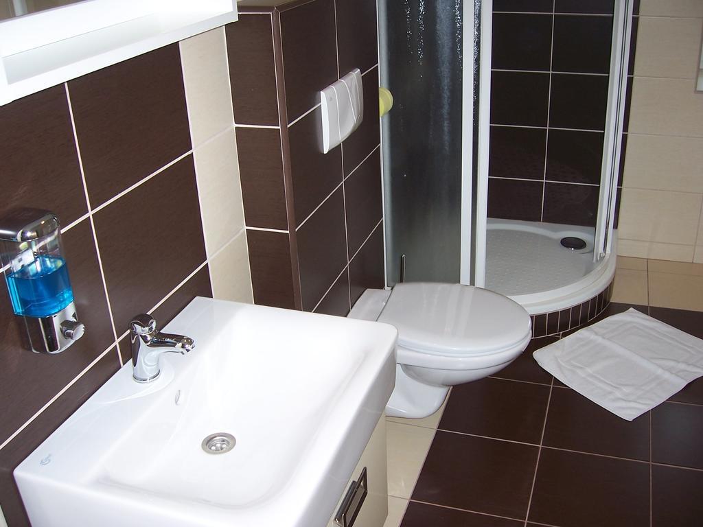 Penzion Jecminek Cervena Voda Room photo