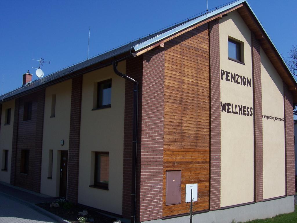 Penzion Jecminek Cervena Voda Exterior photo